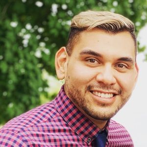 Meet your Posher, Luis